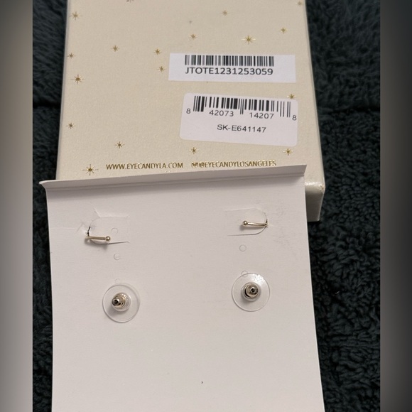 Eye Candy  Star Ear Climber Earrings with CZ Stones - Picture 4 of 4